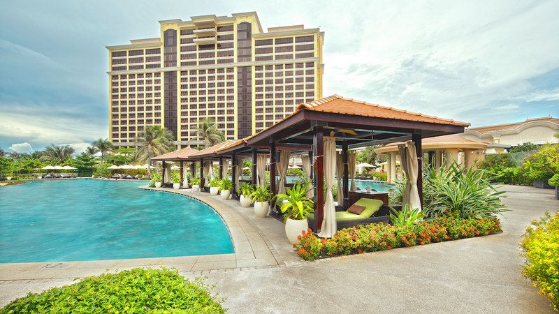 The Grand Hồ Tràm Strip Resort 
