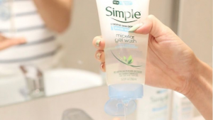 Sữa rửa mặt Simple water boost micellar gel wash