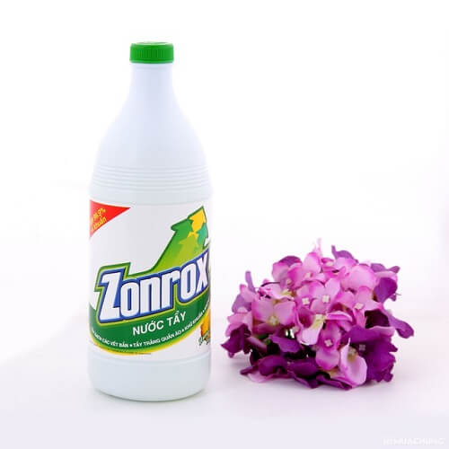 Nước tẩy trắng nhà vệ sinh Zonrox đa năng